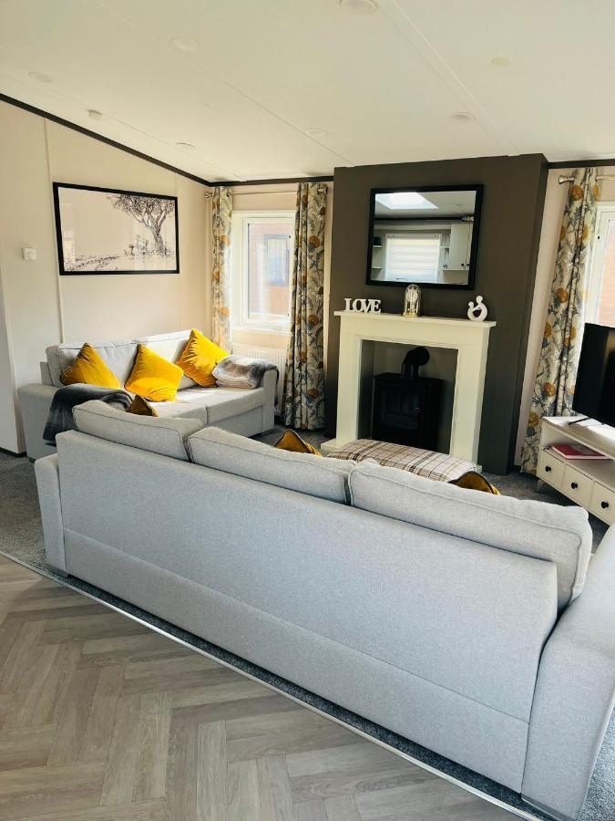 Brackencroft With Hot Tub Holiday home